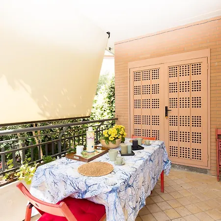 شقة La Casetta Di Gio With Private Garden روما