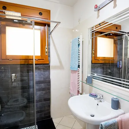 La Casetta Di Gio With Private Garden Apartment